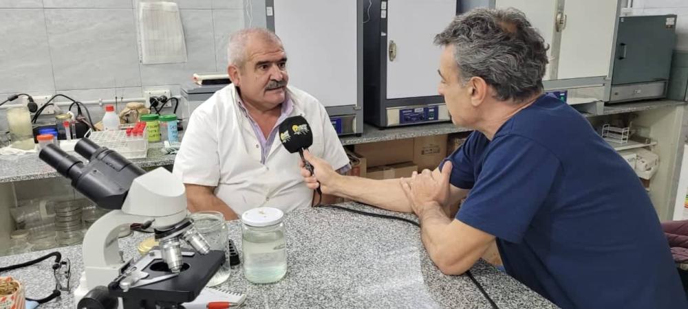 Nuestras Raíces TV visitó el laboratorio del Dr, Eduardo Galland