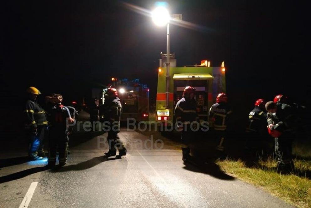 Volcó un auto en la ruta 5, a pocas horas del inicio del Año Nuevo
