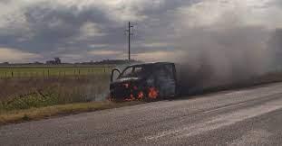 Se incendió un utilitario en Ruta 30