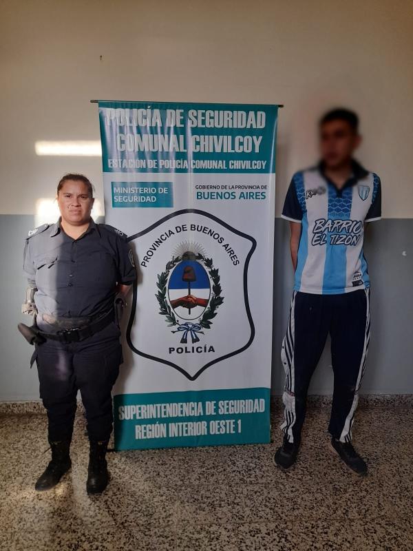EN HORAS DE LA TARDE DE AYER, PERSONAL POLICIAL, APREHENDIÓ A UN SUJETO MASCULINO Y UNA FEMENINA POR EL ROBO DE CABLES PROPIEDAD DE EDEN*