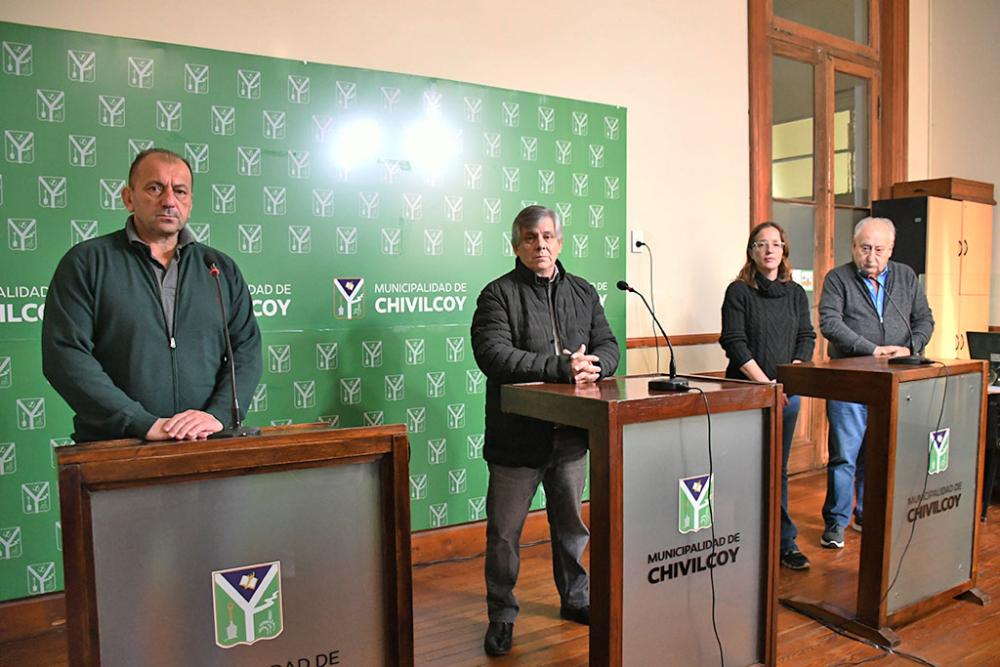 Estoy honrado con el ofrecimiento de Milei, pero aún no está cerrado