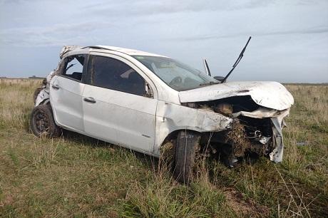 Despiste y vuelco en Ruta 51