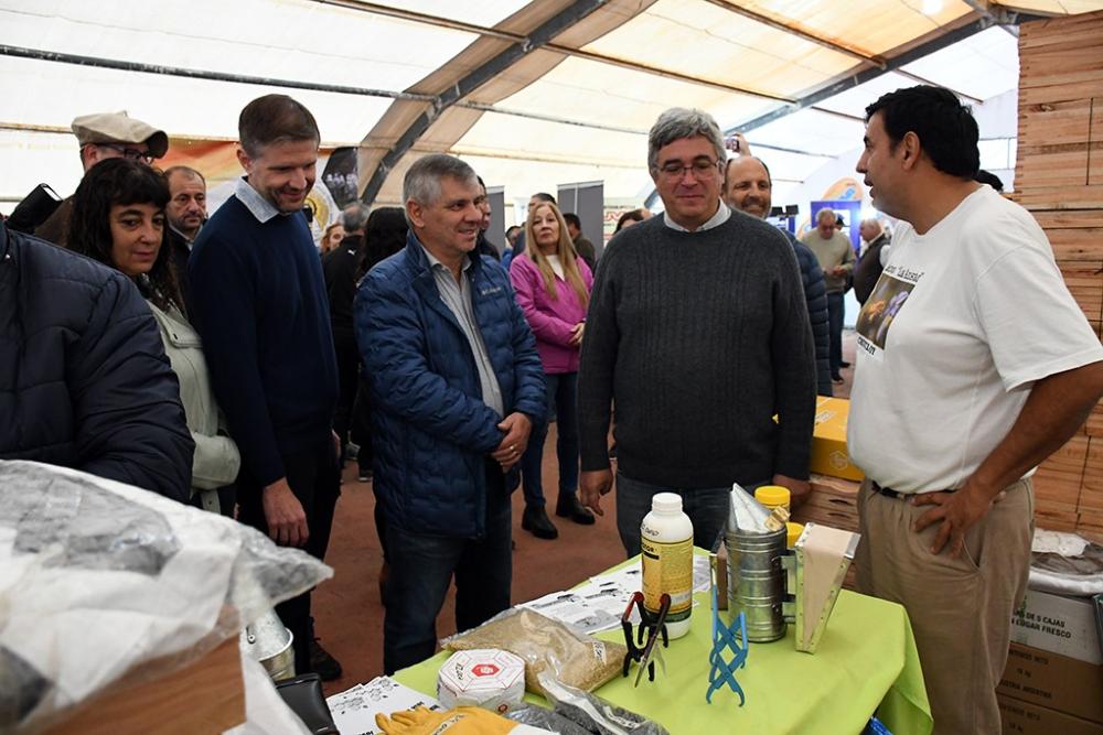 El Intendente encabezó la inauguración de la 25° edición de la Exposición Apícola de Chivilcoy