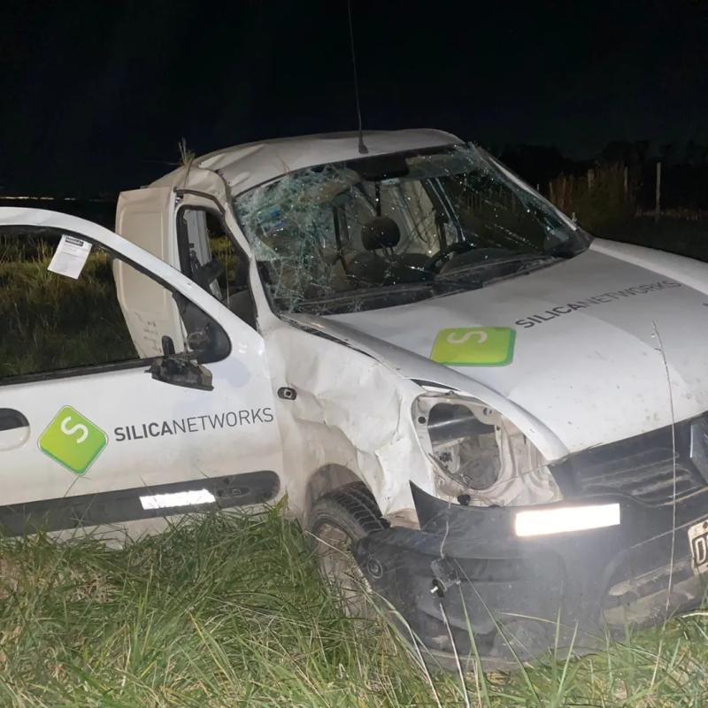 Despiste y vuelco en Ruta 5