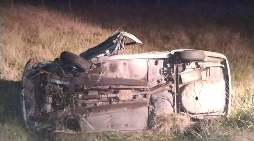 Volcaron dos vehículos en Ruta 5