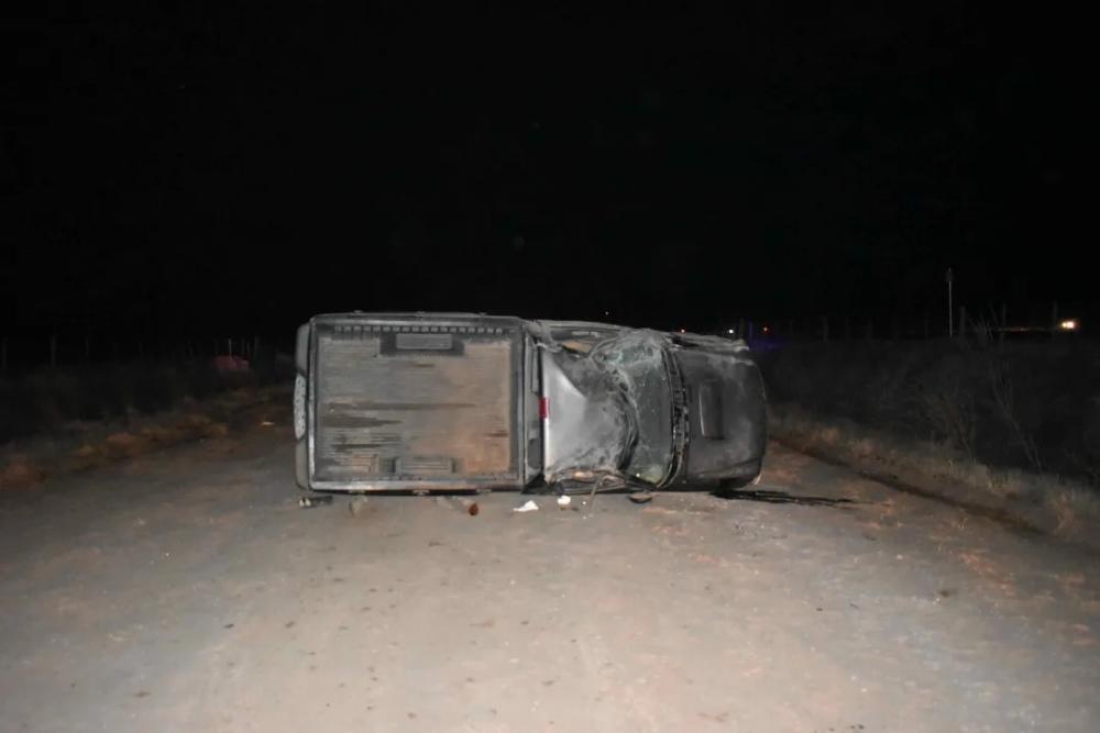 Vuelco en Ruta 43, camino a J.J. Almeyra
