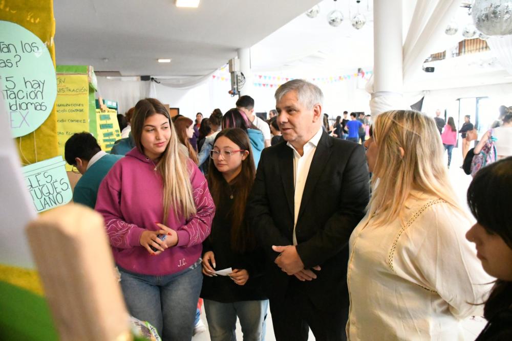 Se llevó a cabo la “Feria de la Secundaria 2024”