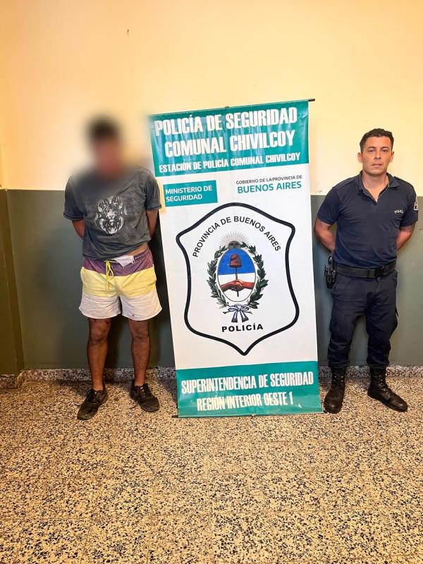 DETENIDO POR ROBAR EN UN SUPERMERCADO