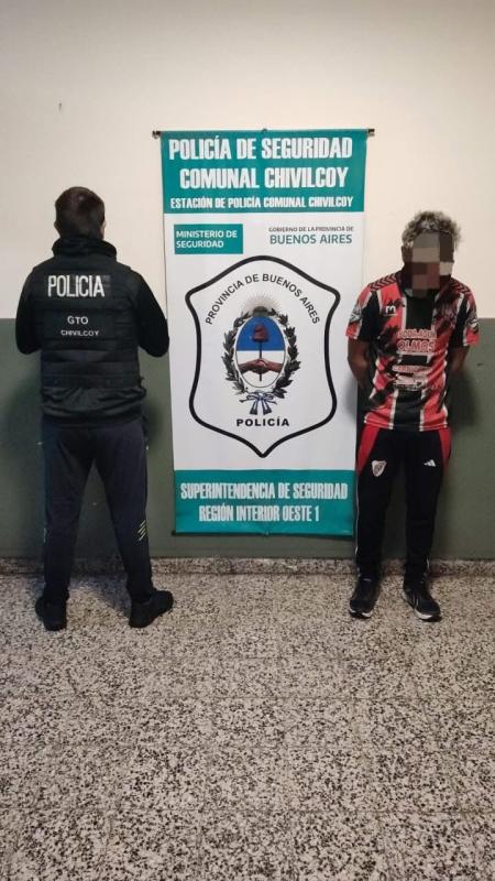 Un joven de 18 años con frondosos antecedentes fue aprehendido tras un intento de robo en una vivienda