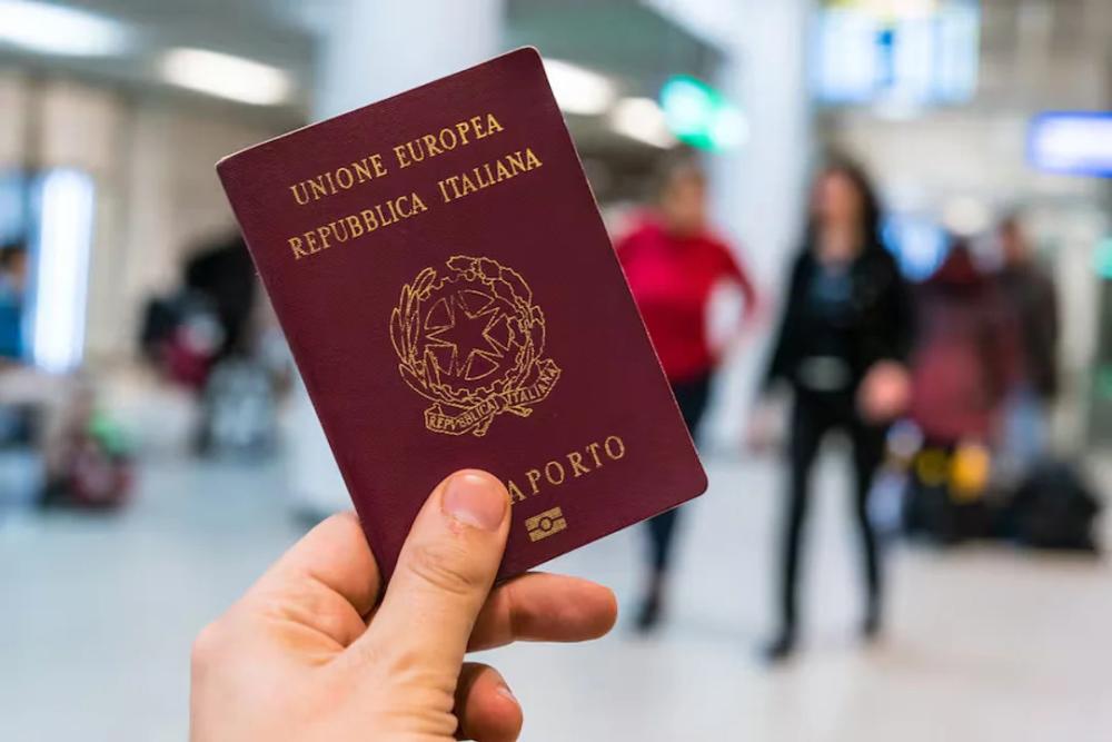 Italia y España avanzan con cambios para obtener la ciudadanía
