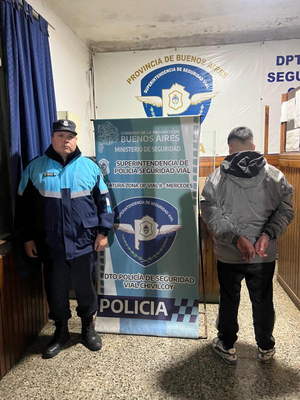 Persecución y detención tras un operativo de interceptación vehicular