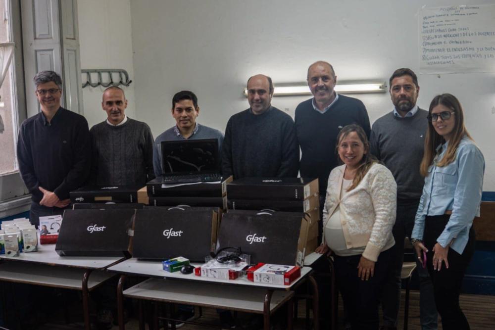 Inauguran un Centro de Formación en Oficios
