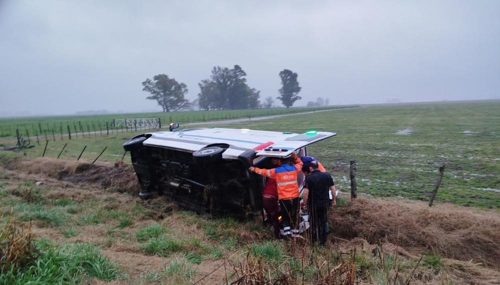 Despiste y vuelco en Ruta 5