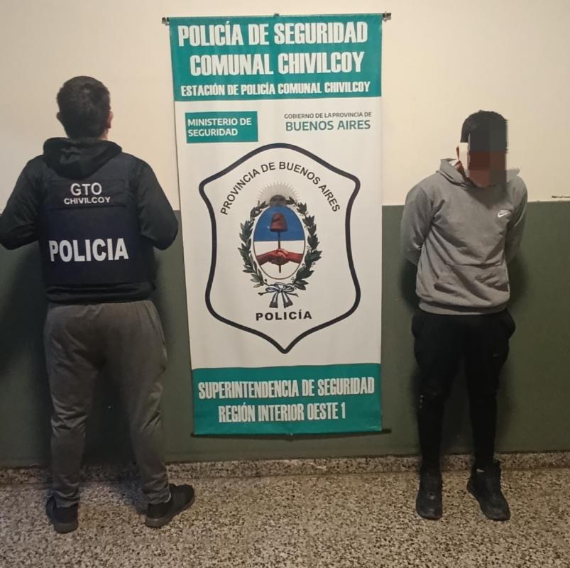 Se resistieron a la autoridad y terminaron detenidos