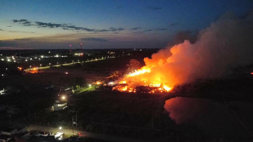 INCENDIO DE DEPÓSITO DE RESIDUOS DOMICILIARIOS