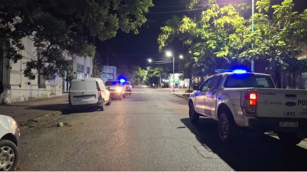 Joven recibió un disparo por la espalda