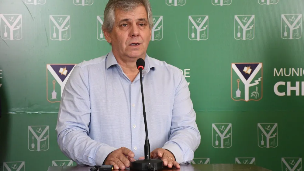 "Es un título tendencioso y mentiroso, la misma nota lo explica, porque la obra está finalizada y el monto de dinero fue devuelto por la empresa”.