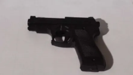 Aprehenden a un menor de 15 años por tentativa de robo con un arma de utilería