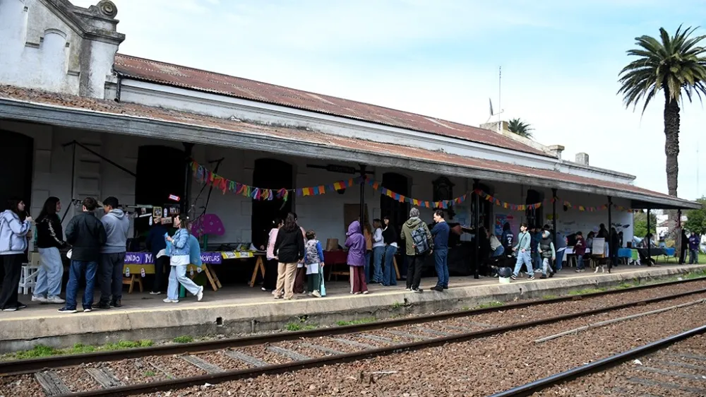 Este lunes se llevó a cabo en Gorostiaga la 4ª edición de la Feria del Libro Rural