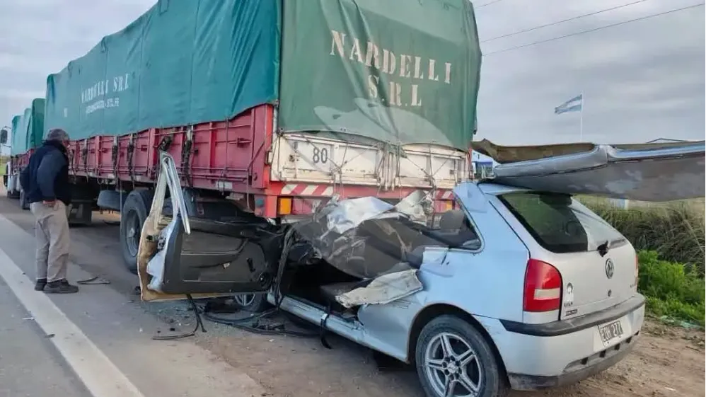 Impactante accidente en Ruta 226: chocó contra un semiremolque estacionado
